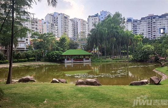 滕州楼盘。购房者跨过这7条大坑,下半年你可以