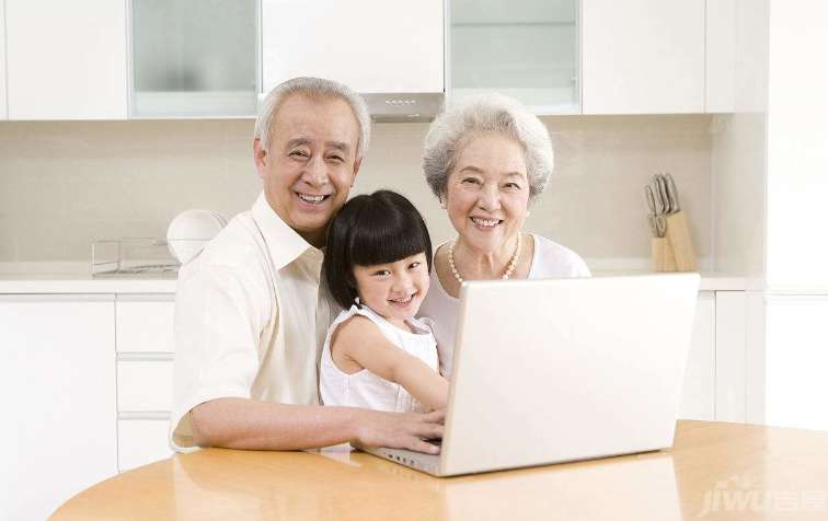 他一句话告诉你,中心地段意味着什么!