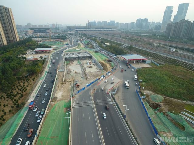 郑州东三环高架金水路向南路段,10月15日封闭施工至11