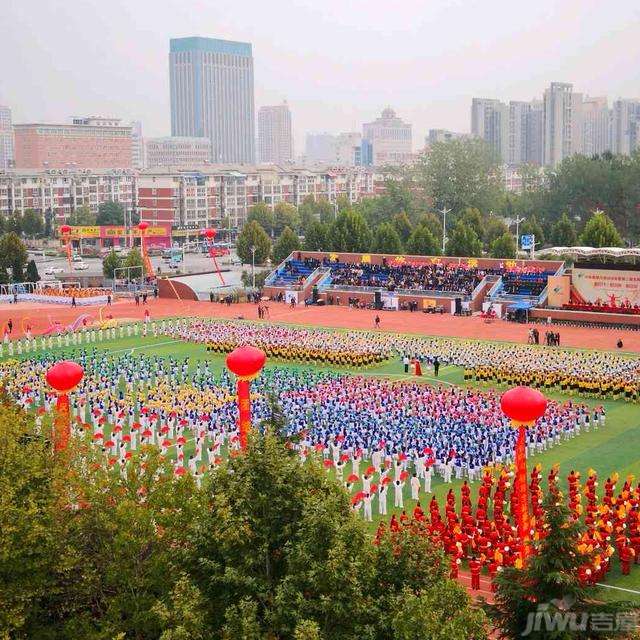 10月20日上午,中牟县第四届运动会暨第二届全民健身大会在中牟一高