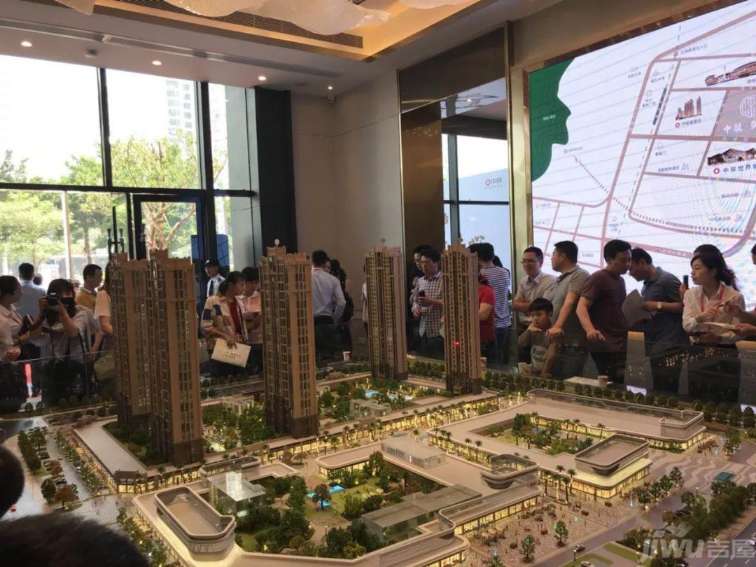 中心城区的碧桂园凤凰岛 东海的东海湾门第 城东的中骏御金台-泉州